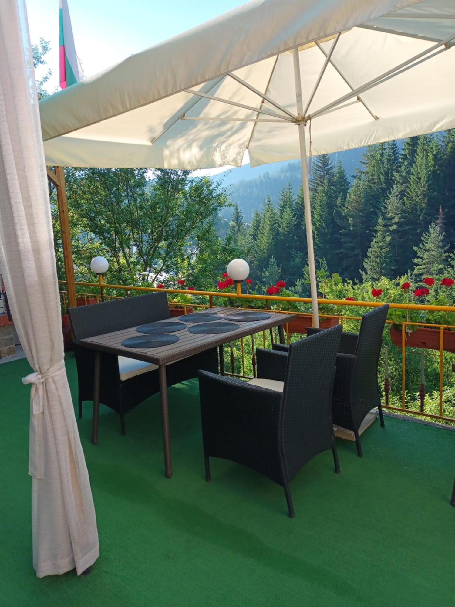 Guest House Stoletnika Iagodina Exterior foto